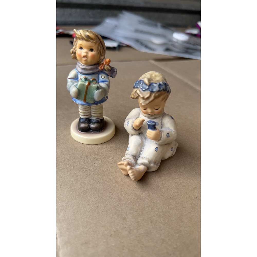 Goebel Germany 1990‎ Girl With Gift Figurine Damaged For Repair